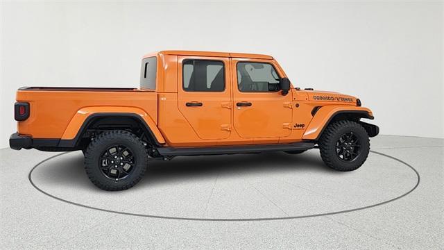 new 2025 Jeep Gladiator car, priced at $42,270