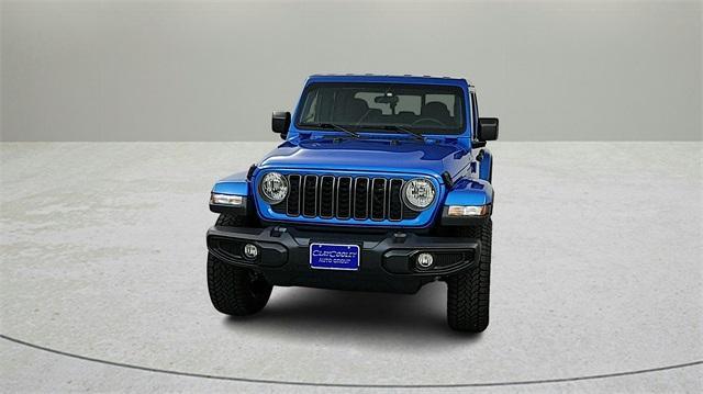 new 2025 Jeep Gladiator car, priced at $41,885