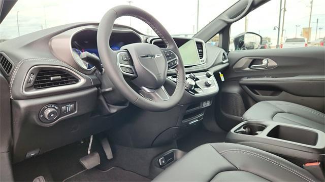 new 2026 Chrysler Pacifica car, priced at $44,460