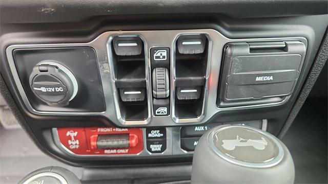 new 2025 Jeep Wrangler car, priced at $50,790