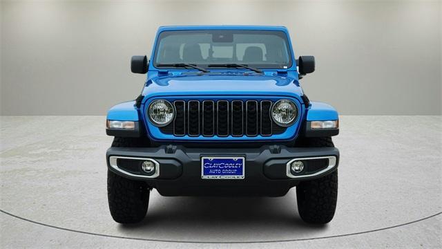 new 2025 Jeep Gladiator car, priced at $48,588