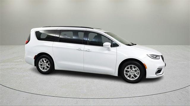 new 2024 Chrysler Pacifica car, priced at $38,231