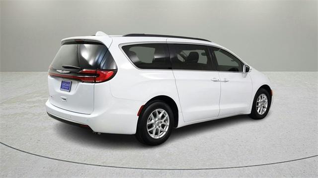 new 2024 Chrysler Pacifica car, priced at $38,231