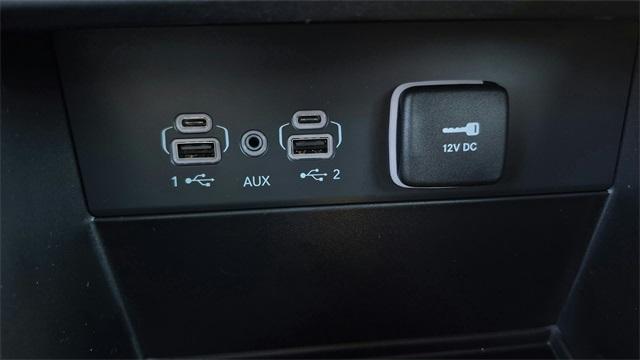 new 2025 Jeep Grand Cherokee car, priced at $42,890