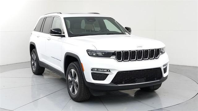 new 2022 Jeep Grand Cherokee 4xe car, priced at $56,555