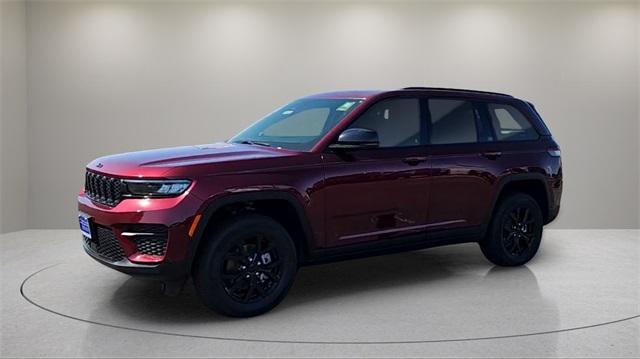 new 2025 Jeep Grand Cherokee car, priced at $40,704