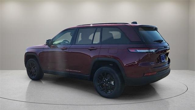 new 2025 Jeep Grand Cherokee car, priced at $40,704