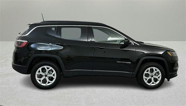 new 2025 Jeep Compass car, priced at $27,737