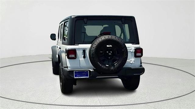 new 2026 Jeep Wrangler car, priced at $39,889