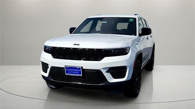 new 2025 Jeep Grand Cherokee car, priced at $38,238