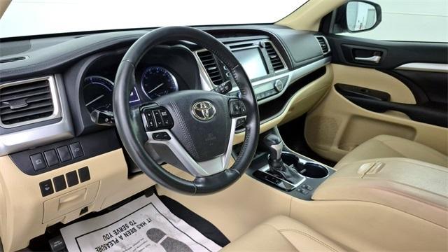 used 2019 Toyota Highlander Hybrid car, priced at $24,573