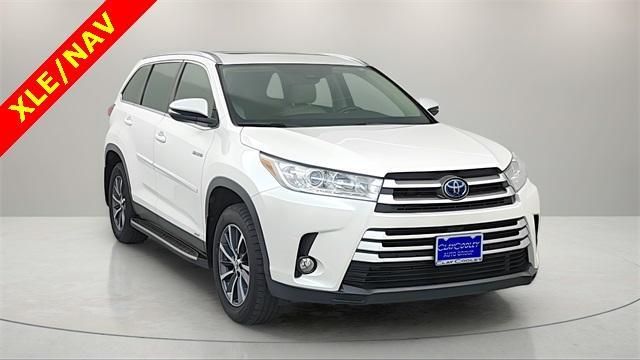 used 2019 Toyota Highlander Hybrid car, priced at $24,573