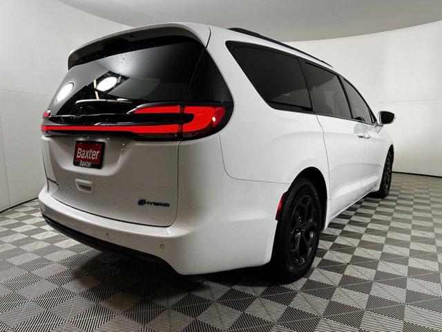 used 2021 Chrysler Pacifica Hybrid car, priced at $26,000