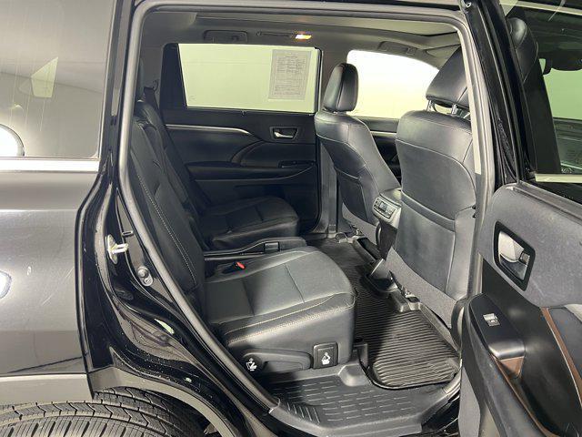 used 2019 Toyota Highlander Hybrid car, priced at $37,000