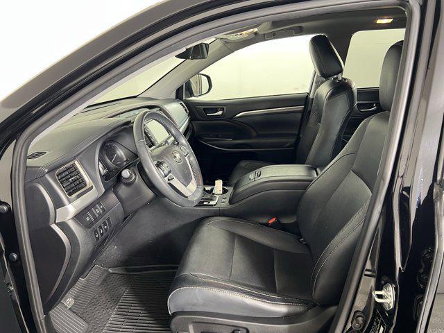 used 2019 Toyota Highlander Hybrid car, priced at $37,000