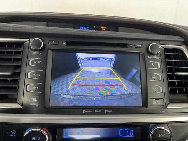 used 2018 Toyota Highlander car, priced at $28,900