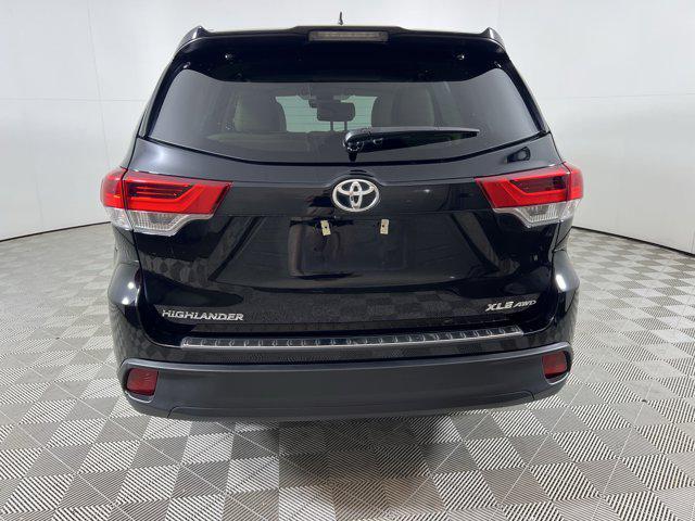 used 2019 Toyota Highlander car, priced at $28,500