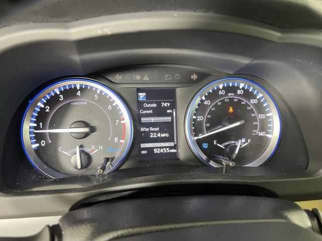 used 2019 Toyota Highlander car, priced at $28,500