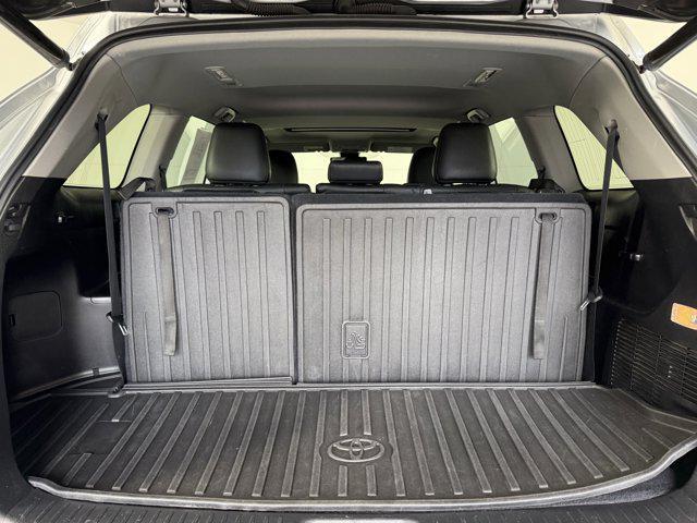 used 2018 Toyota Highlander car, priced at $28,500