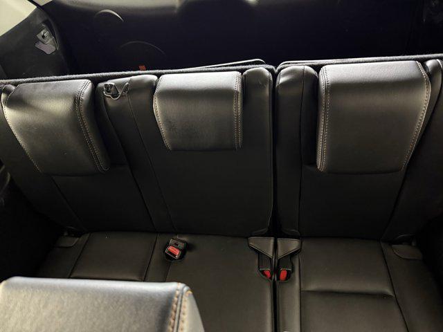 used 2018 Toyota Highlander car, priced at $28,500