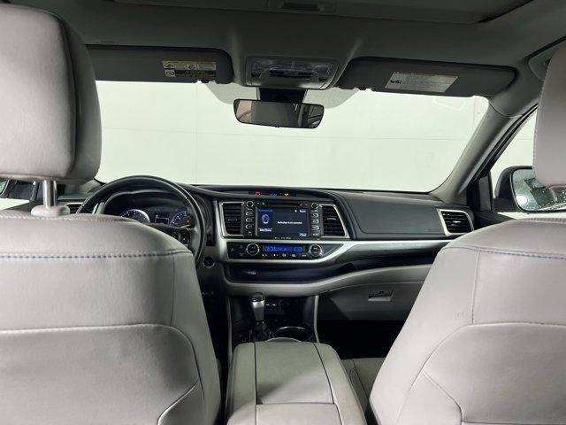 used 2019 Toyota Highlander car, priced at $32,900