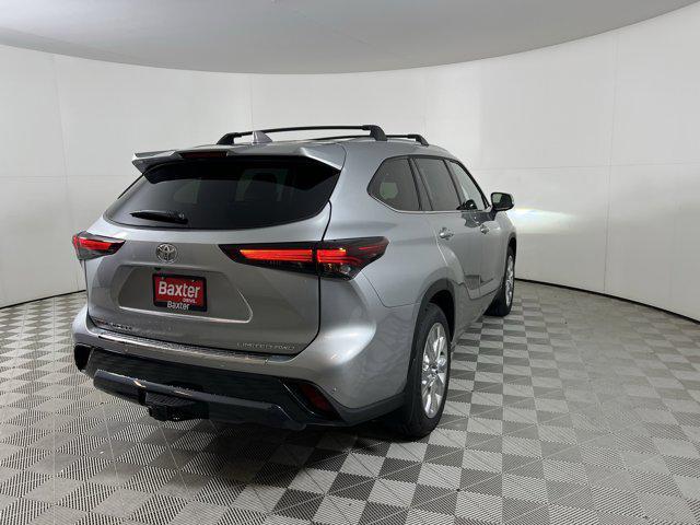new 2025 Toyota Highlander car, priced at $53,997