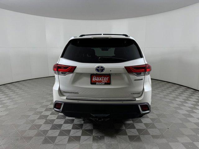 used 2019 Toyota Highlander Hybrid car, priced at $32,000