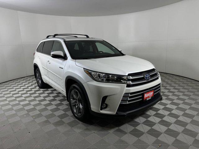 used 2019 Toyota Highlander Hybrid car, priced at $32,000