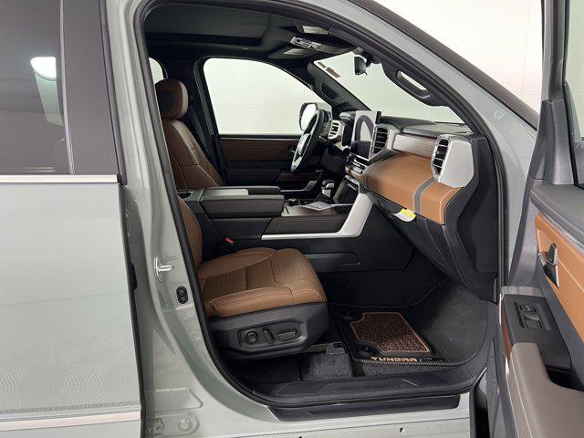 new 2025 Toyota Tundra Hybrid car