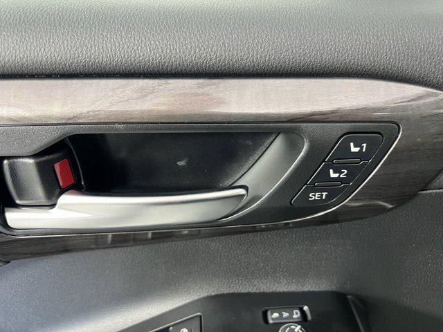 new 2025 Toyota Highlander car, priced at $53,003