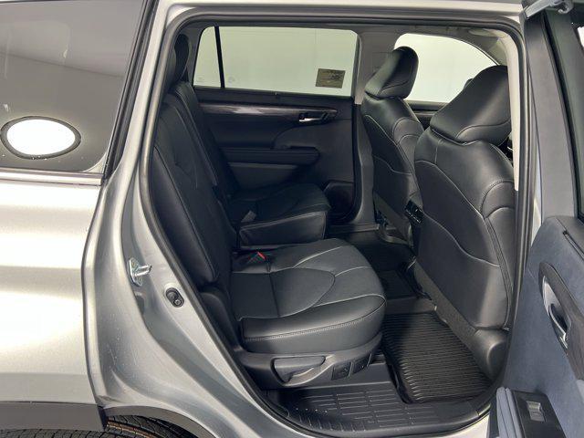 new 2025 Toyota Highlander car, priced at $53,003
