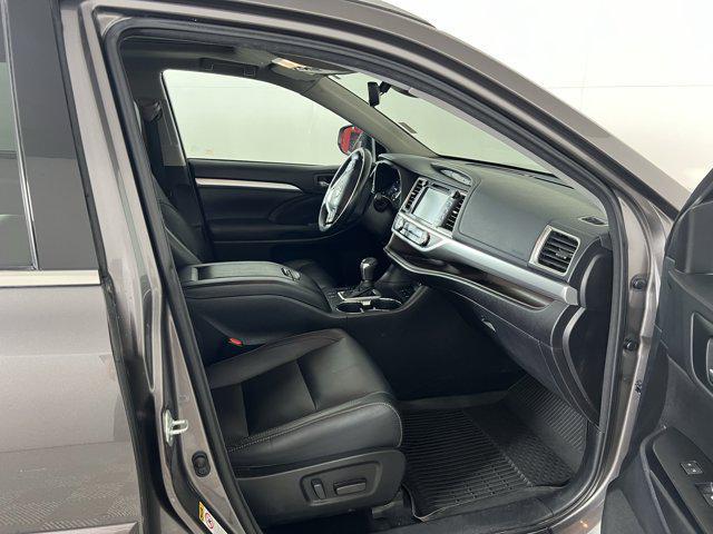 used 2018 Toyota Highlander car, priced at $27,900