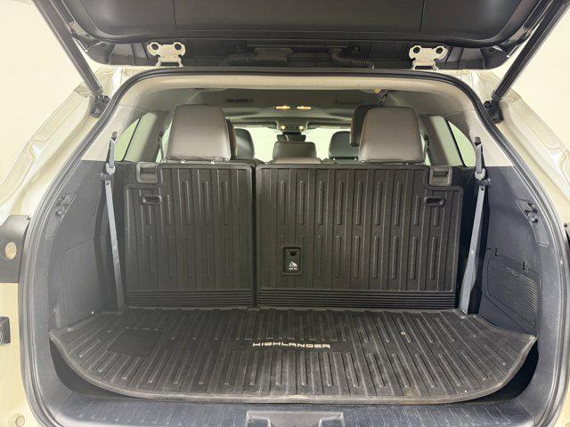 used 2021 Toyota Highlander car, priced at $40,000