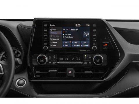 used 2021 Toyota Highlander car, priced at $41,900