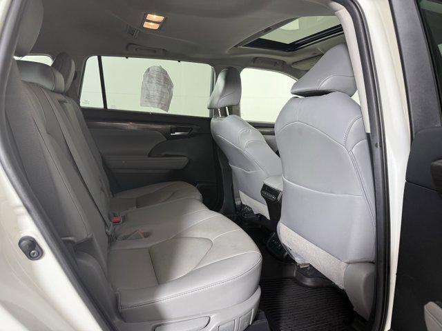 used 2021 Toyota Highlander car, priced at $40,000