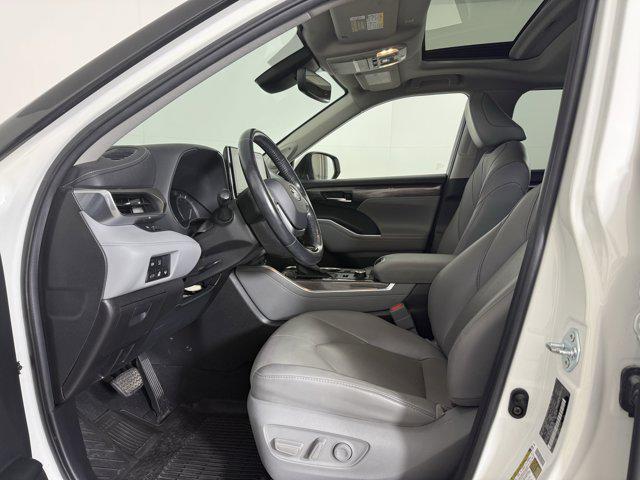 used 2021 Toyota Highlander car, priced at $40,000