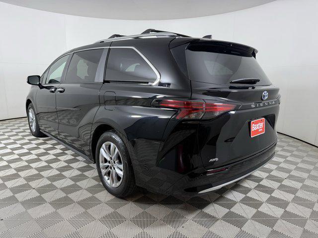 used 2023 Toyota Sienna car, priced at $60,900
