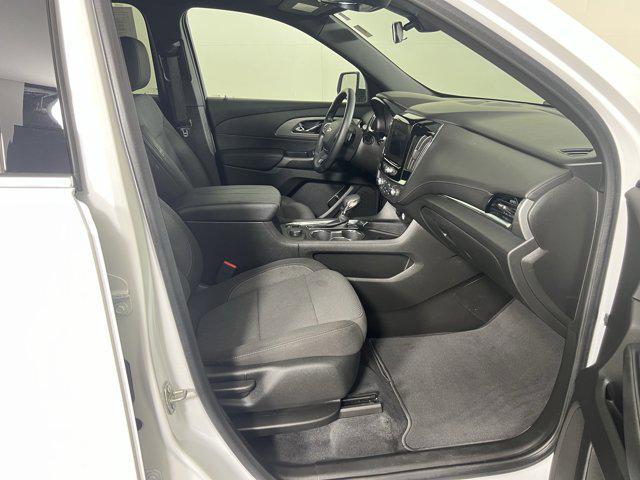 used 2023 Chevrolet Traverse car, priced at $30,500