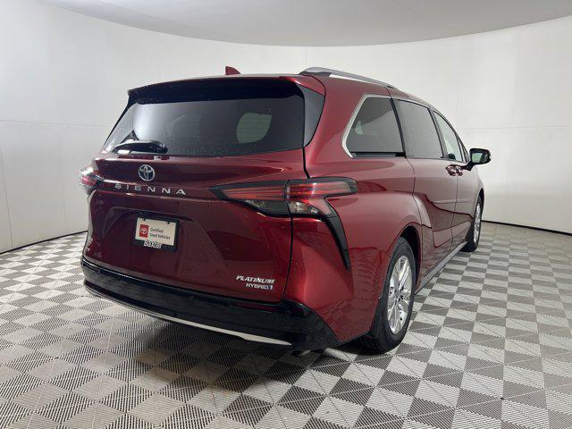 used 2022 Toyota Sienna car, priced at $51,500