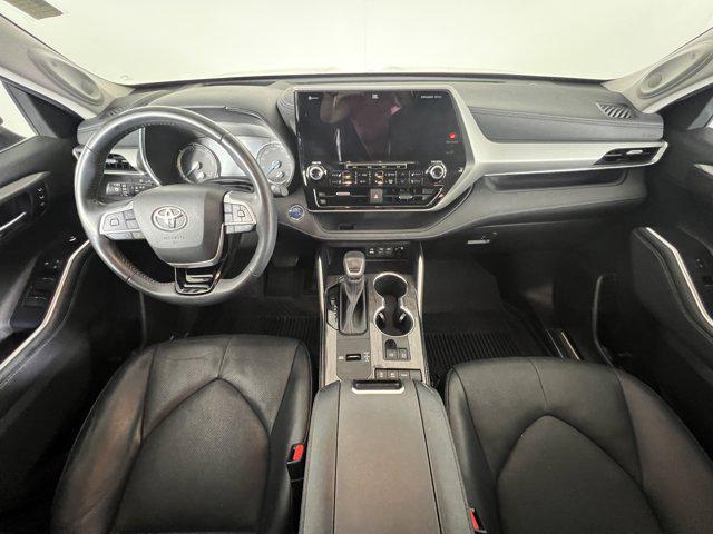 used 2022 Toyota Highlander Hybrid car, priced at $45,900