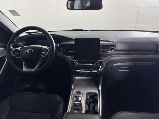 used 2022 Ford Explorer car, priced at $31,000