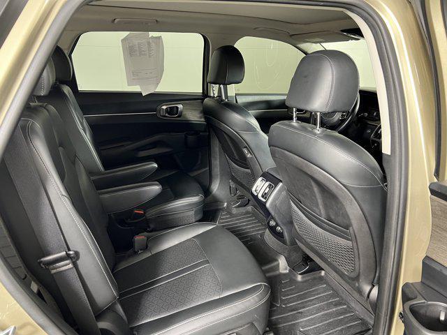 used 2021 Kia Sorento car, priced at $23,500