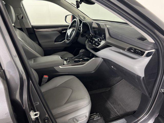 used 2023 Toyota Highlander car, priced at $44,000