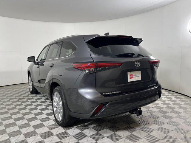 used 2023 Toyota Highlander car, priced at $44,000