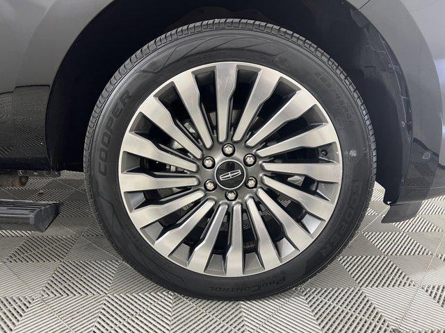 used 2018 Lincoln Navigator car, priced at $33,000