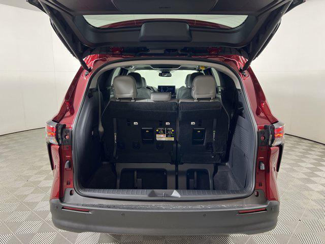new 2025 Toyota Sienna car
