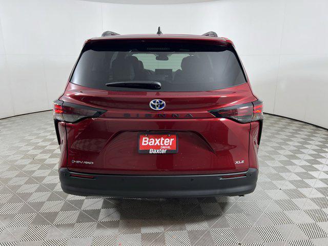 new 2025 Toyota Sienna car