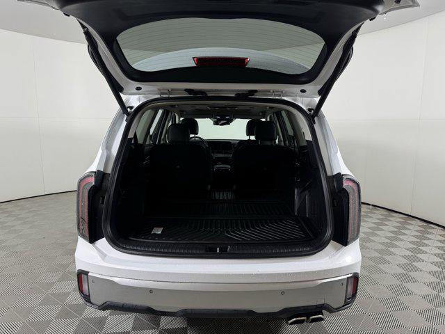 used 2023 Kia Telluride car, priced at $38,000