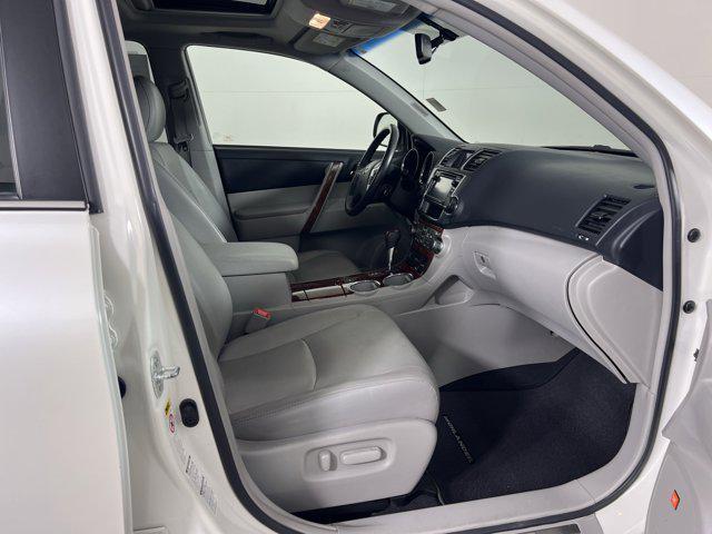 used 2013 Toyota Highlander car, priced at $19,900