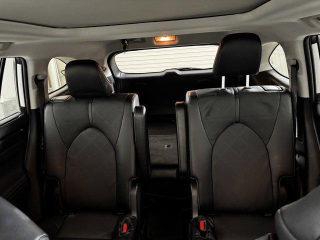 used 2023 Toyota Highlander car, priced at $48,500